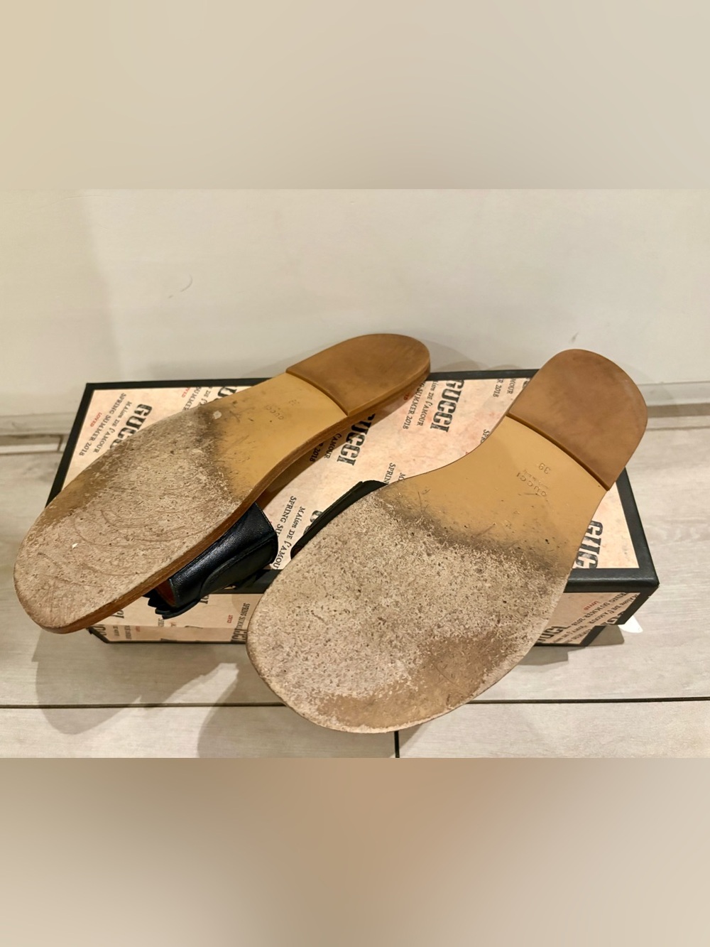 Gucci Black Leather Horsebit Kiltie Slide Sandals - Picture 3 of 7